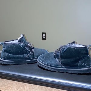 Men Ugg’s Neumel Chukka Boot Black Size 10